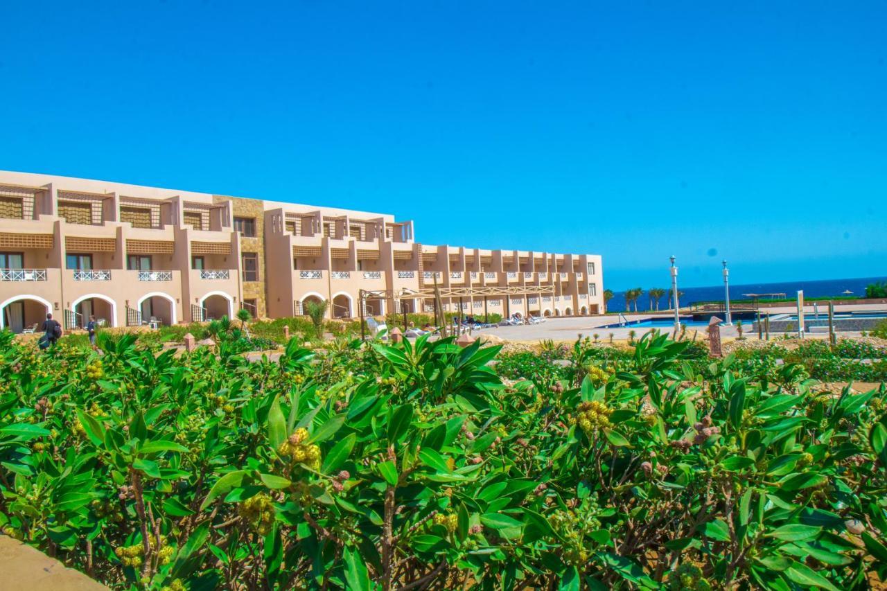 Viva Blue Resort And Diving Sharm El Naga (Adults Only) Hurghada Exterior foto