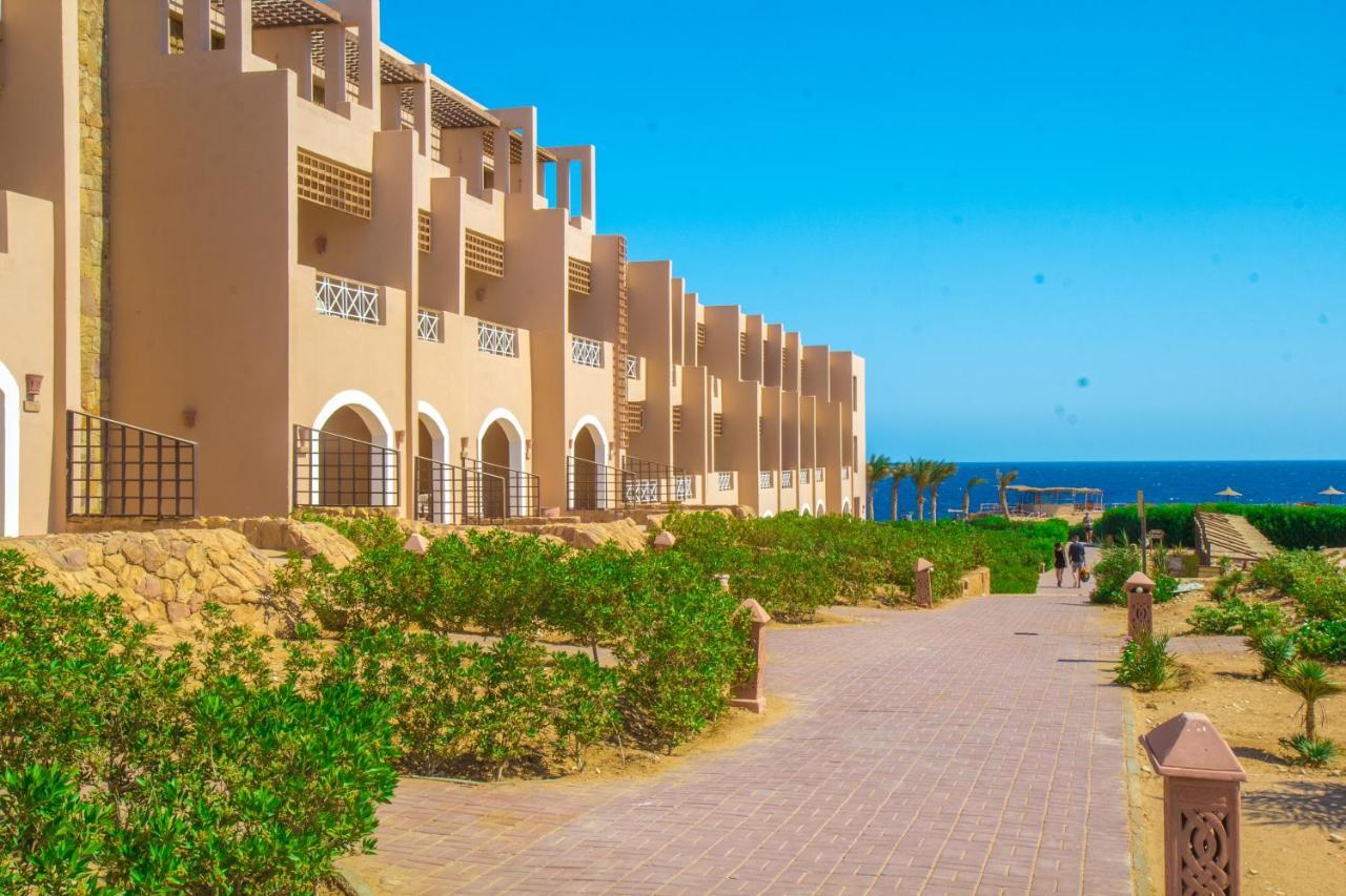 Viva Blue Resort And Diving Sharm El Naga (Adults Only) Hurghada Exterior foto