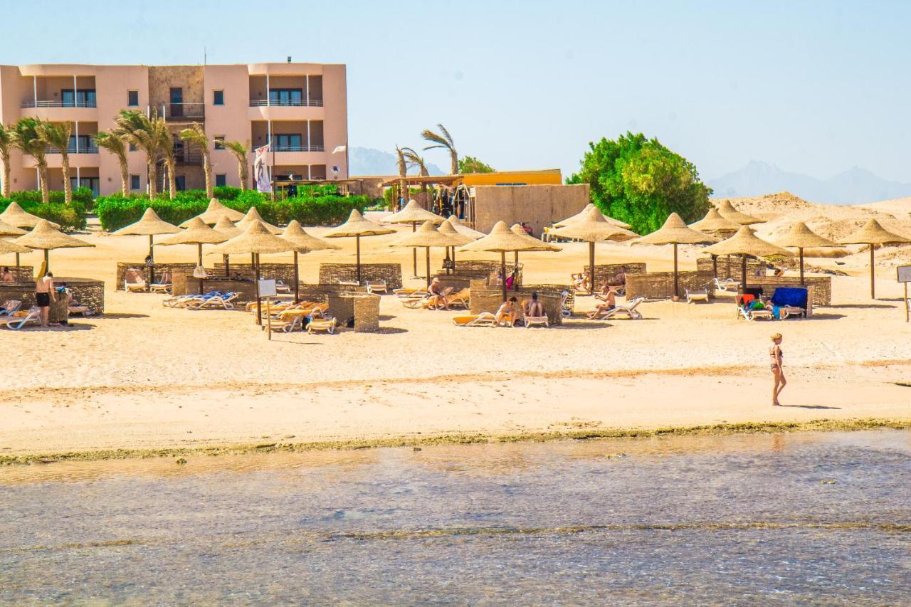 Viva Blue Resort And Diving Sharm El Naga (Adults Only) Hurghada Exterior foto