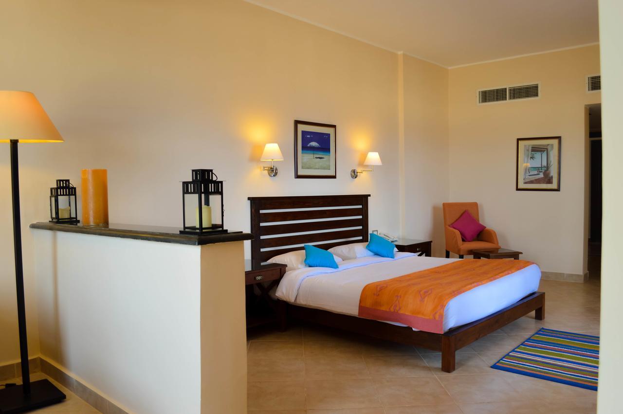 Viva Blue Resort And Diving Sharm El Naga (Adults Only) Hurghada Exterior foto