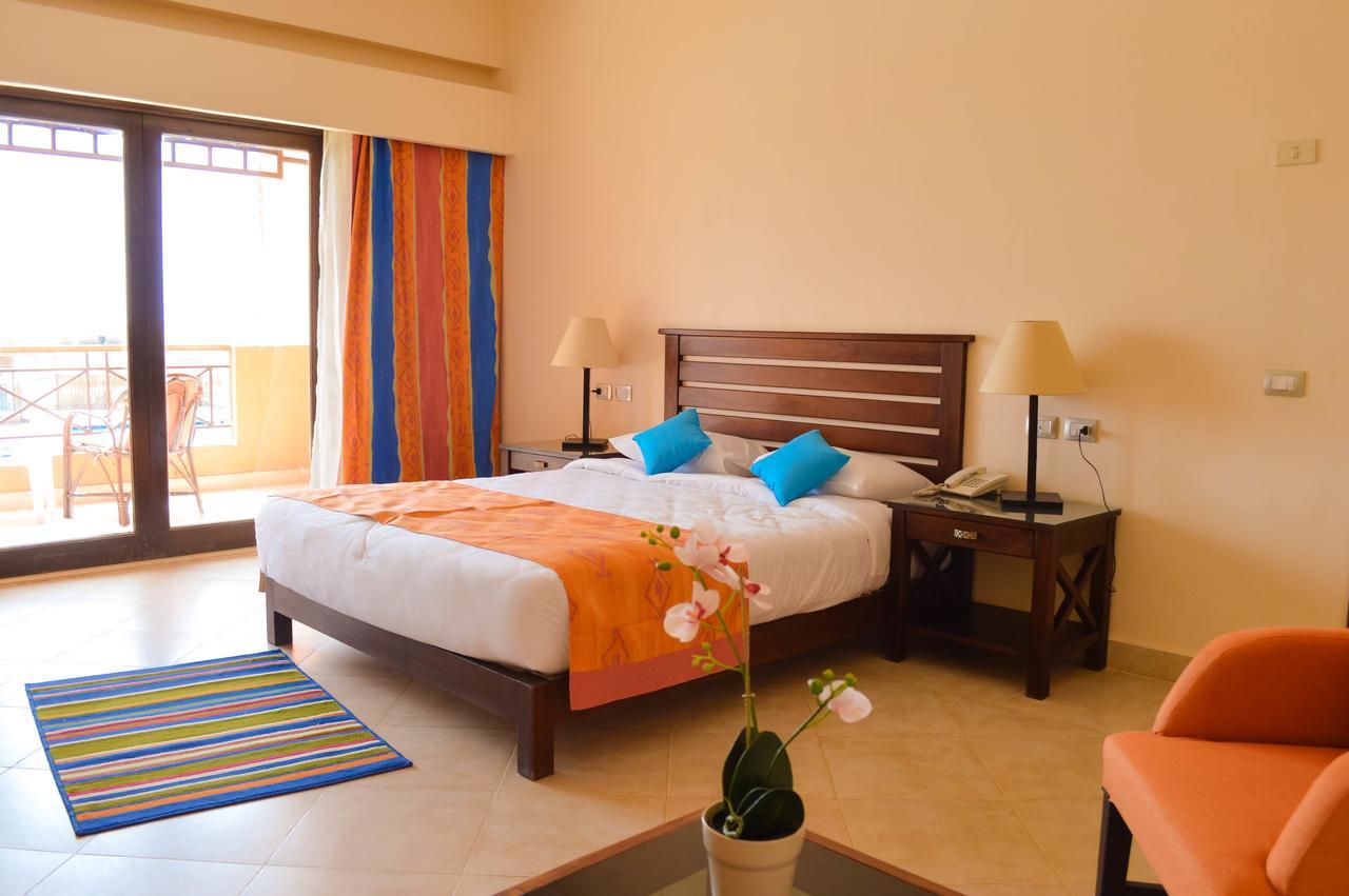 Viva Blue Resort And Diving Sharm El Naga (Adults Only) Hurghada Exterior foto