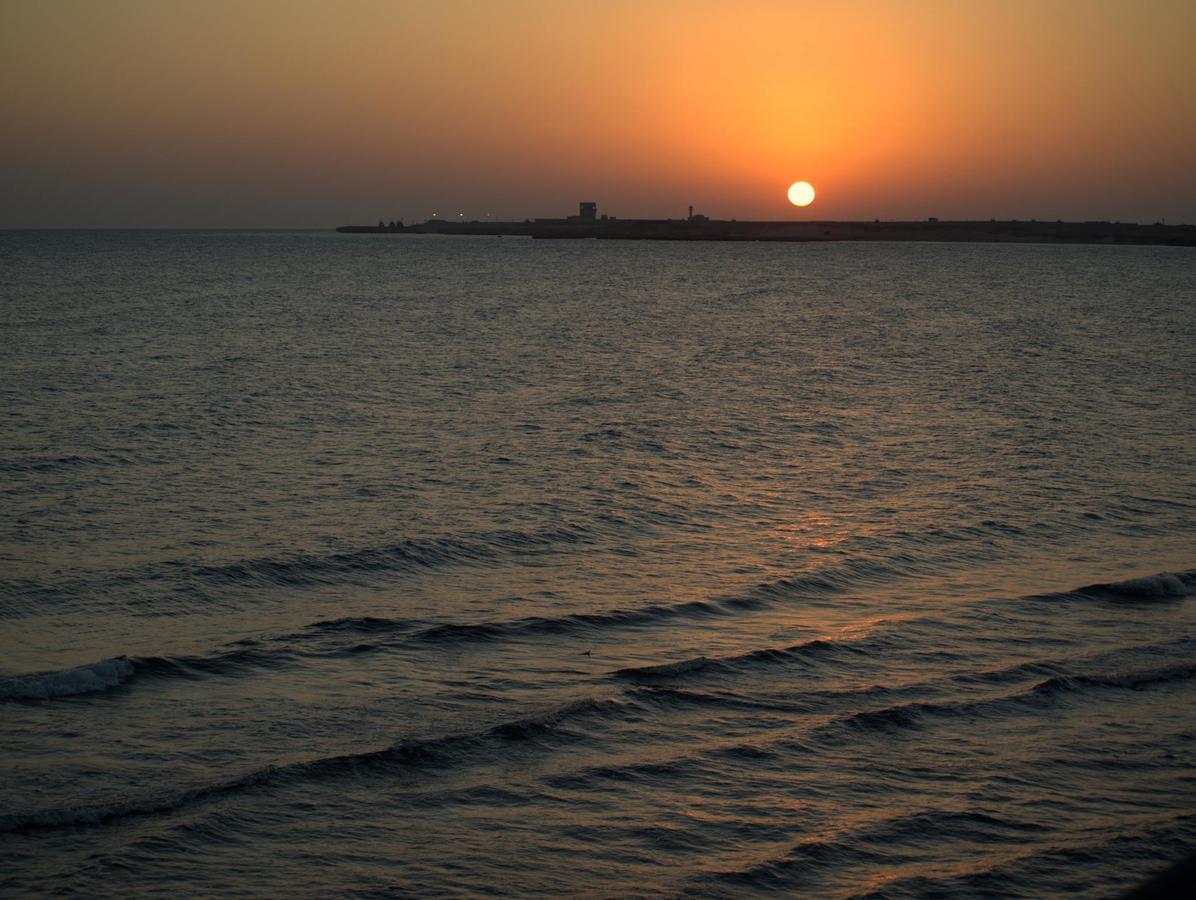 Viva Blue Resort And Diving Sharm El Naga (Adults Only) Hurghada Exterior foto